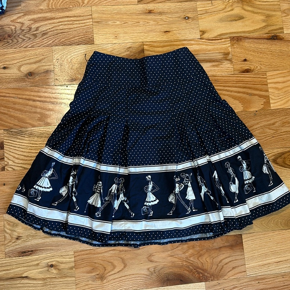 Women’s skirt